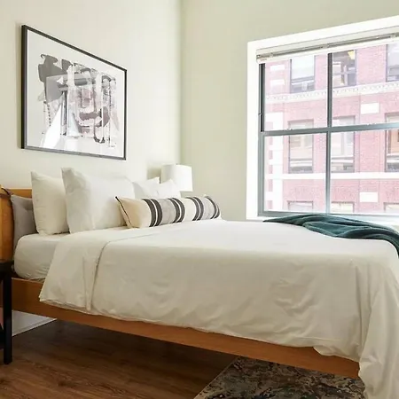 Lavish Fidi 2br 2ba Close To Everything Apartment *