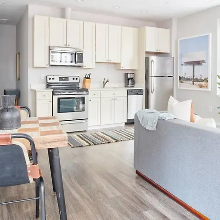 Comfy Financial District 1 Bed With Keyless Entry Apartment Boston