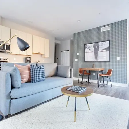 Bright Fidi 1 Bedroom Centrally Located Boston
