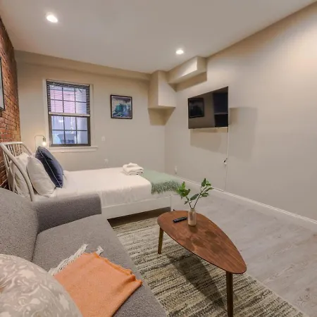 Modern Simple South End Apartment Boston