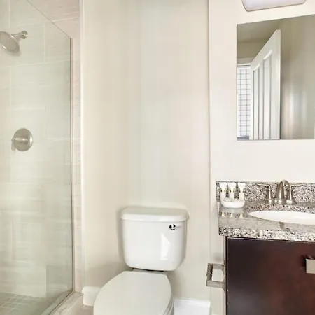 Apartment Fidi 2 Bedroom With Keyless Entry And Fully Furnished Boston