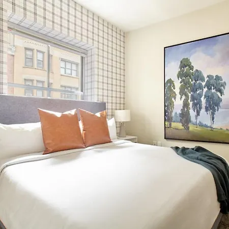 Apartment Fidi 2 Bedroom With Keyless Entry And Fully Furnished