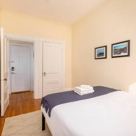 Apartment Stunning Back Bay 1bed 1bath *