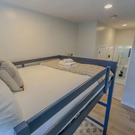 Cozy South End Apartment Boston