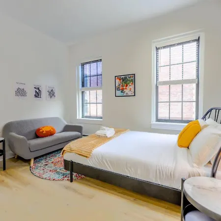 Apartment Quaint Back Bay Area *