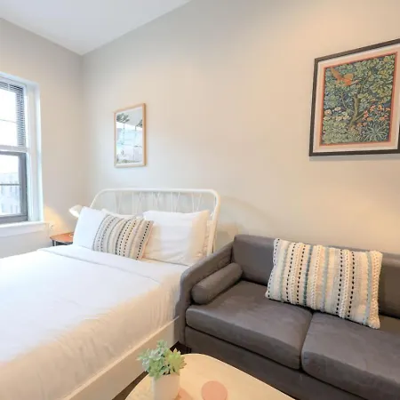 Apartment Quaint Close To Fenway