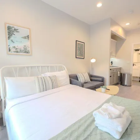 Apartment Quaint Close To Fenway Boston