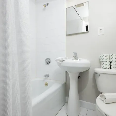 Centrally Located Basic * Boston