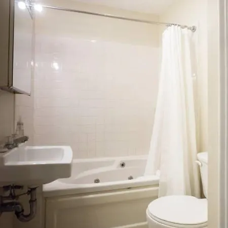 Apartment Perfect North End 2br 2ba Laundry Boston