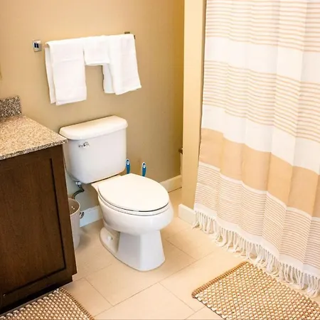 Spacious Near Seaport Apartment Boston