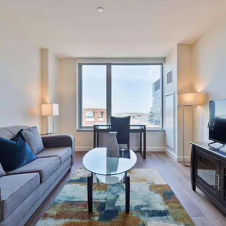Luxury Seaport With Gym And Pool Apartment *