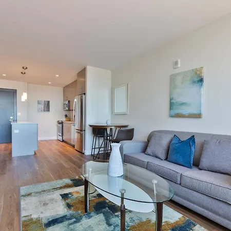 Apartment Luxury Seaport With Gym And Pool Boston