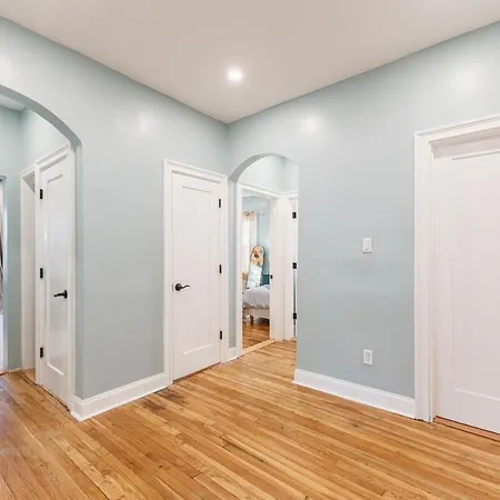 Stylish 3 Bedroom Boston