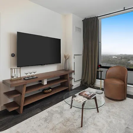 Luxury By Hyatus Downtown Boston