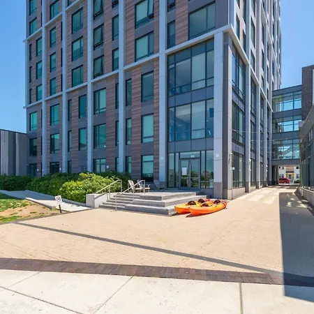 Luxury By Hyatus Downtown