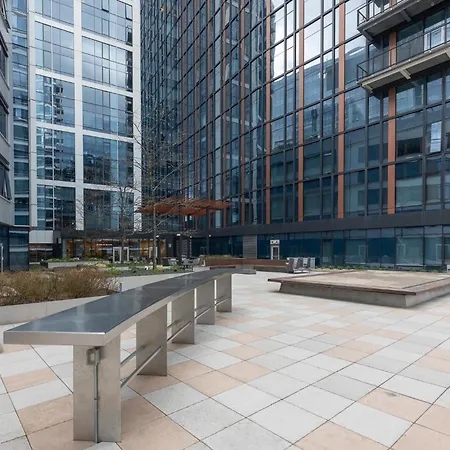 Luxury In Seaport Apartment *