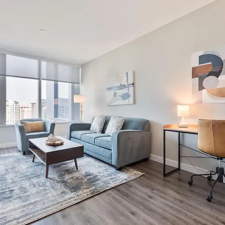 Luxury In Heart Of Seaport Apartment *