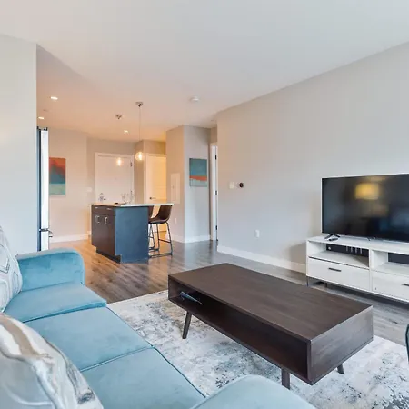 Private Downtown Near Harbor Apartment *