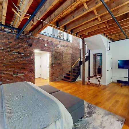 Tea Party Apartment