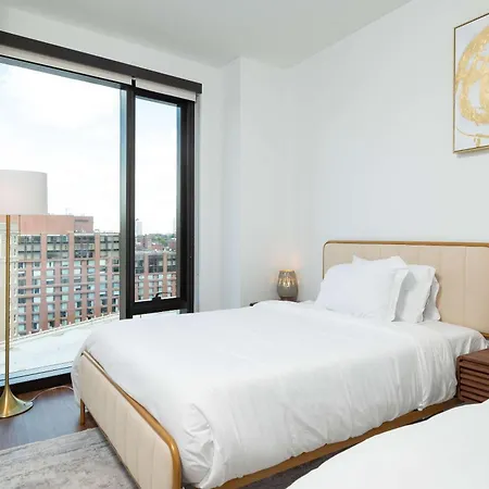 Back-bay Lux 2br With Rooftop And Parking Apartment