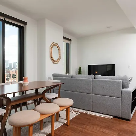 Back-bay Lux 2br With Rooftop And Parking *
