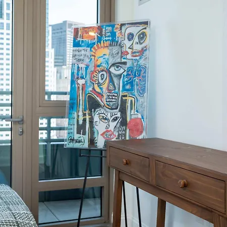 Upscale Penthouse With Gym Parking Near Mgh Tufts