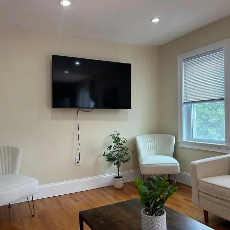 Apartment Cozy 4 Bedroom In *
