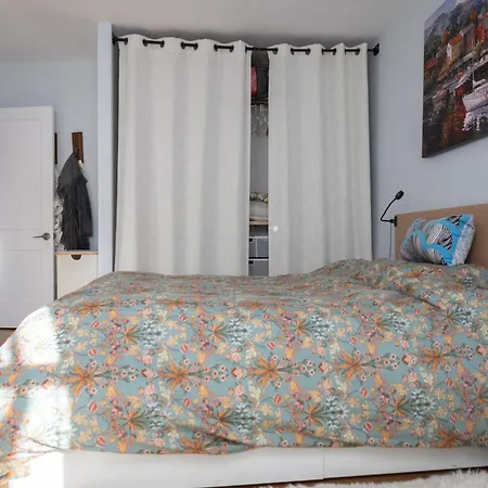 Family-Friendly 4Br W Yard & Modern Kitchen Holiday home Boston