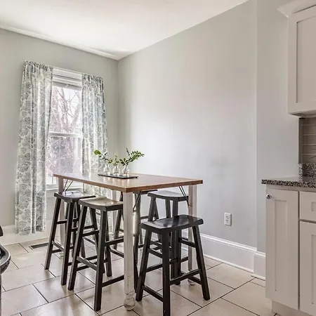Apartment Right Near Convention Center And Train Station Boston