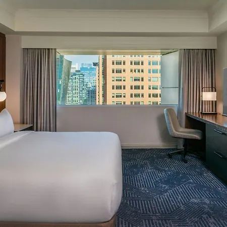 Renaissance Seaport District 4* Boston