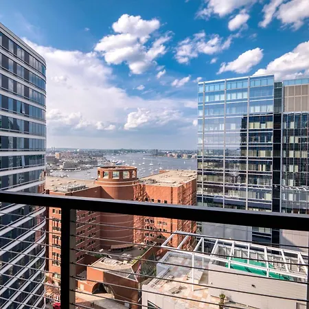 Luxury With Balcony In Seaport Apartment Boston