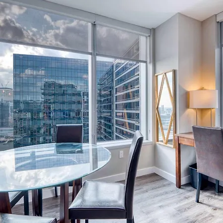 Luxury With Balcony In Seaport * Boston