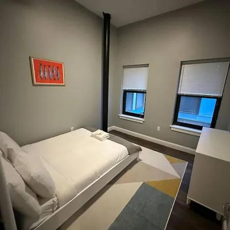 Apartment Roomy 4bed Loft Family Friendly Boston