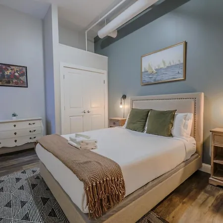 4 Bed 2 Bath 200mbps Internet Luxury Keyless Entry Apartment Boston
