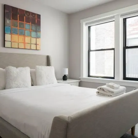 Charming Theater District 1br Apartment Boston