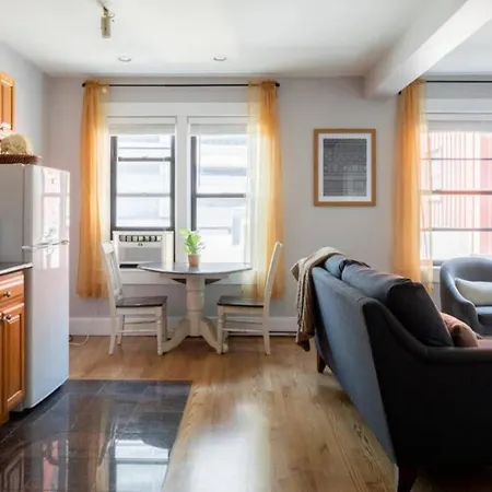 Charming Theater District 1br * Boston