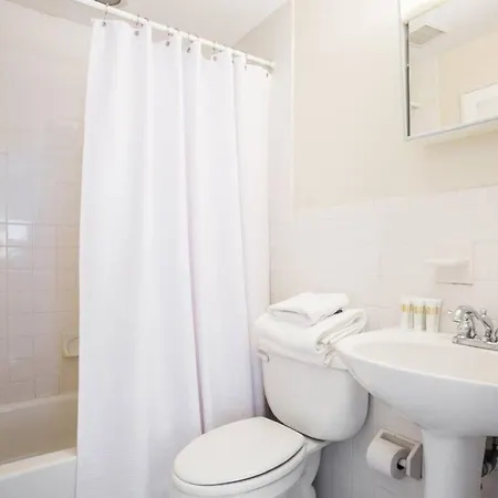 Apartment Airy, Modern 1br Downtown