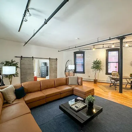 Apartment Open-concept 2br Loft In The Heart Of Back Bay *