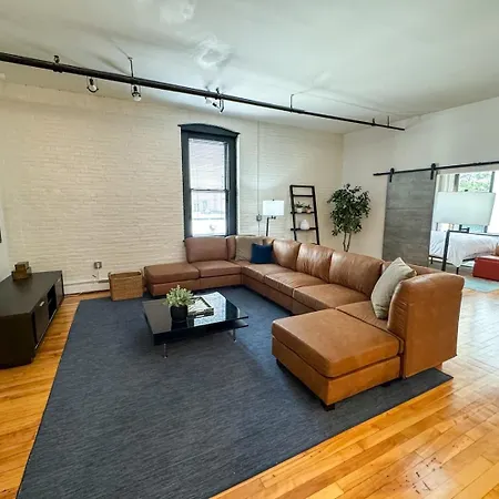 Apartment Open-concept 2br Loft In The Heart Of Back Bay