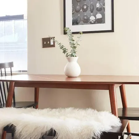 Delightful North End 2br 2ba Laundry Boston