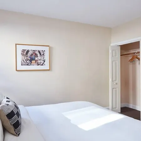 Delightful North End 2br 2ba Laundry Apartment *
