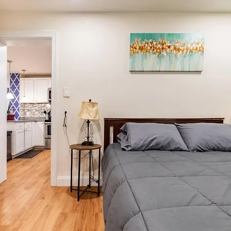 Holiday home Modern & Stylish 1-br Near Downtown Boston