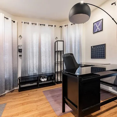 Modern & Stylish 1-br Near Downtown Boston