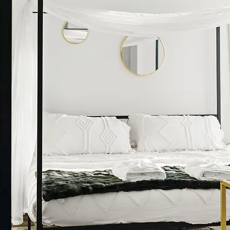 Apartment The Splendid One-bedroom Sanctuary In The