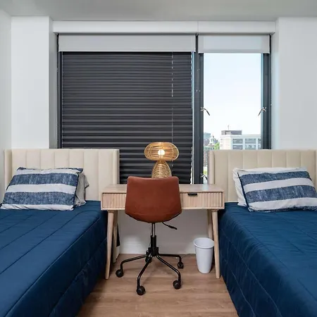 Holiday home North End Td Garden Shared Pool & Rooftop *