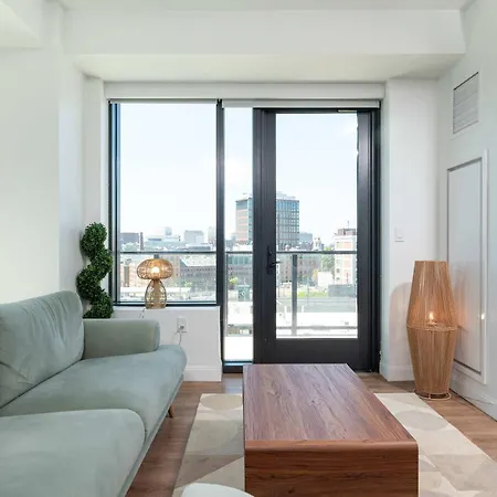 North End 2br W Pool & Gym Apartment *