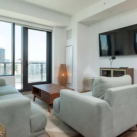North End 2br W Pool & Gym Apartment