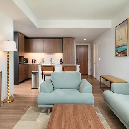 North End 2br W Pool & Gym * Boston