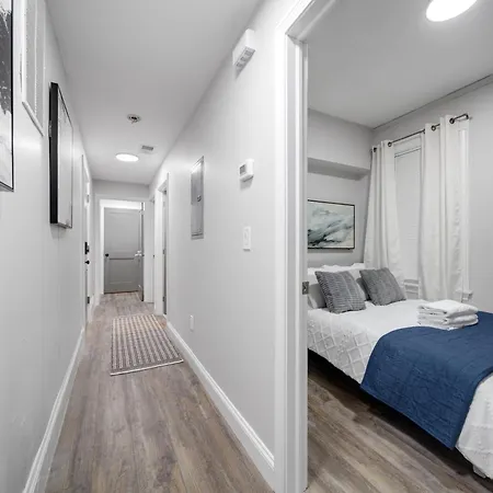 4Br 1Bh Apt In South Boston Near - Old Harbor Beach Apartment