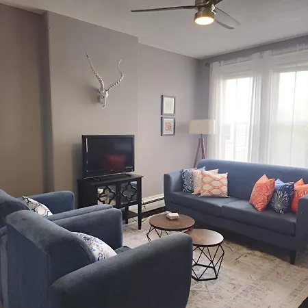 Charlestown Gem Apartment
